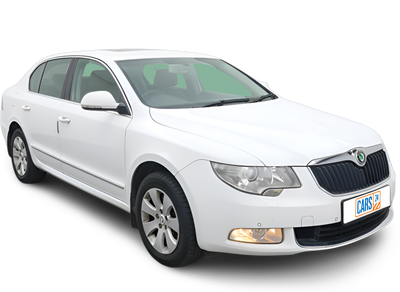 Skoda Superb-img